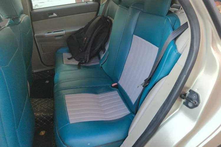 Used Volvo S40 2011 2.0L Automatic Zhiya Edition Left Rear Seat