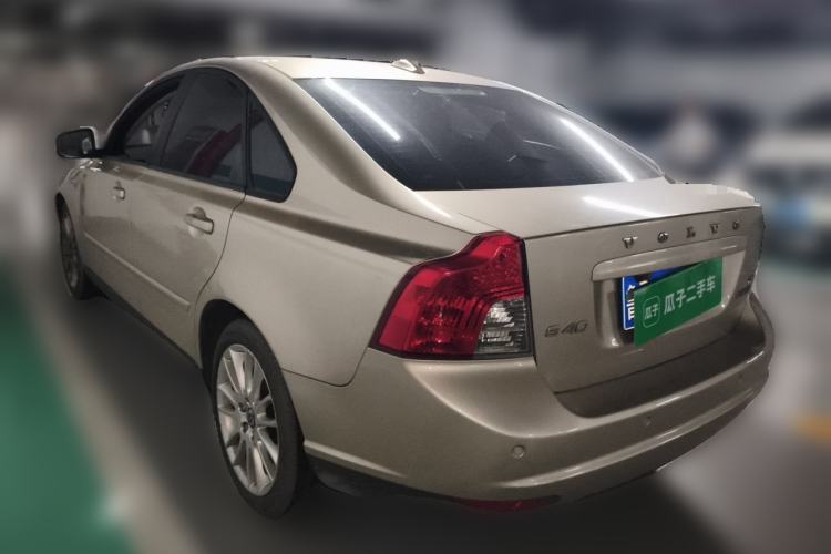 Used Volvo S40 2011 2.0L Automatic Zhiya Edition Rear Left 45 Deg