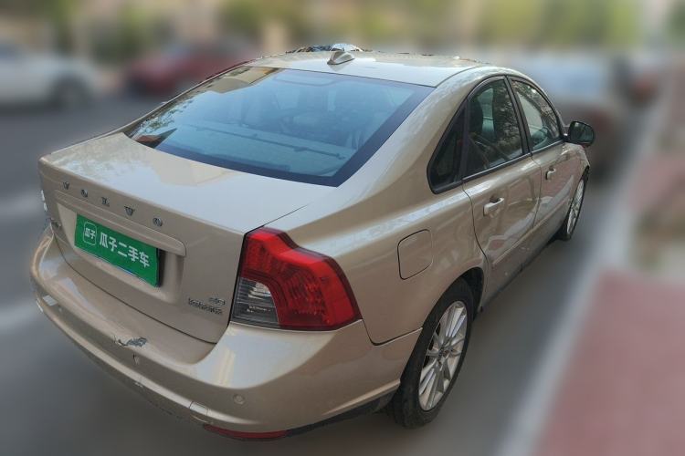 Used Volvo S40 2011 2.0L Automatic Zhiya Edition Rear Right 45 Deg