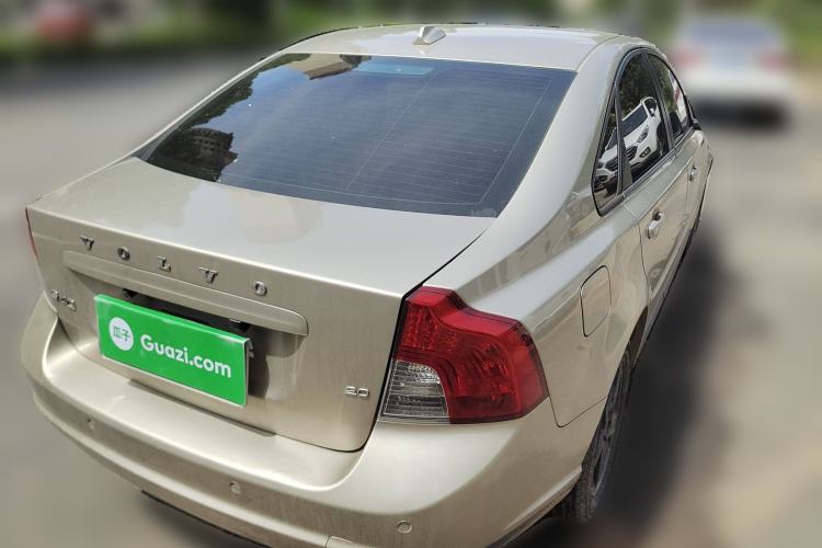 Used Volvo S40 2011 2.0L Automatic ZhiShang Edition Rear Right 45 Deg