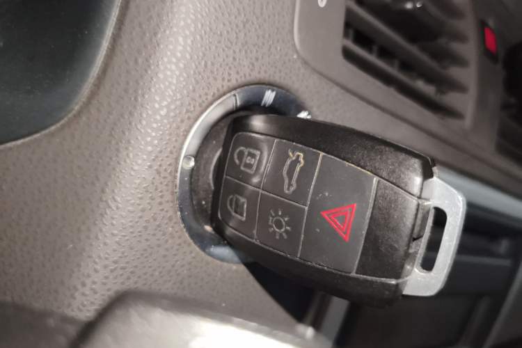 Used Volvo S40 2011 2.0L Automatic Zhiya Edition Vehicle Key