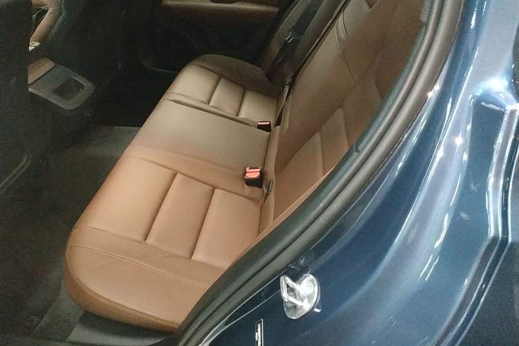 Used Volvo S60 2023 B4 Zhiyi Luxury Edition Interior 4