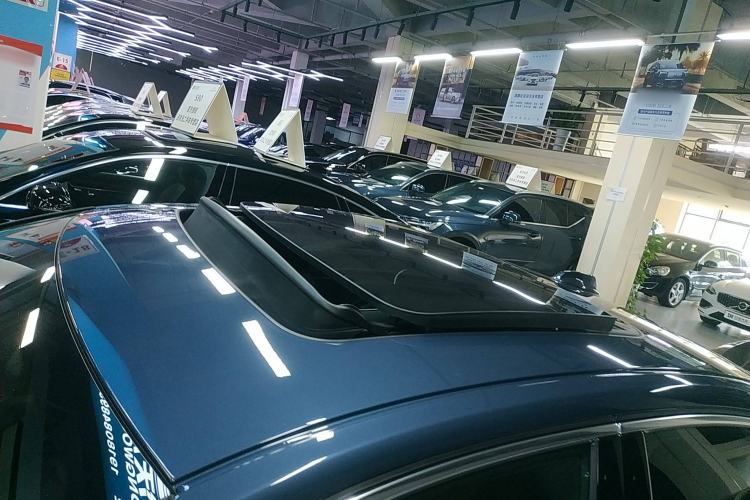 Used Volvo S60 2023 B4 Zhiyi Luxury Edition Roof