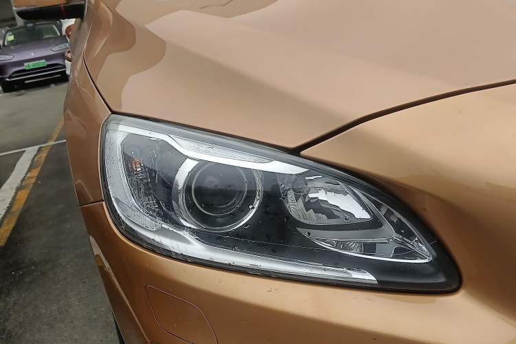 Used Volvo S60 2015 S60L 2.0T Zhiyuan Edition Exterior 6