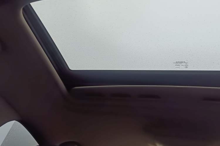 Used Volvo S60 2015 S60L 2.0T Zhiyuan Edition Headliner