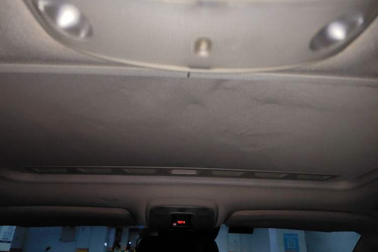 Used Volvo S60 2011 2.0T Zhiya Edition Headliner