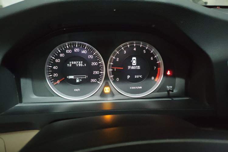 Used Volvo S60 2011 2.0T Comfort Edition Instrument Cluster