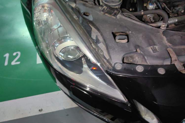 Used Volvo S60 2011 2.0T Zhiya Edition Right Front Headlight