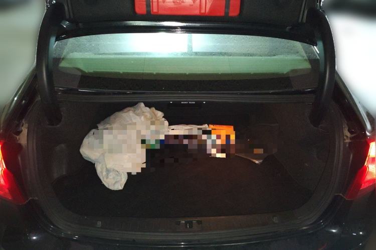 Used Volvo S60 2011 2.0T Comfort Edition Trunk