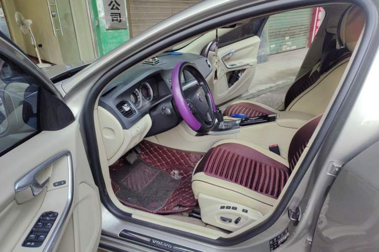 Used Volvo S60 2011 2.0T Comfort Edition Driver Seat