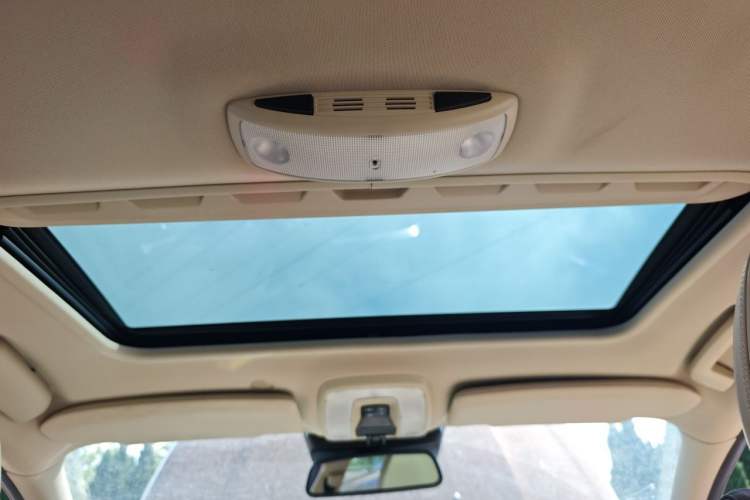 Used Volvo S60 2011 T6 AWD Prestige Edition Headliner