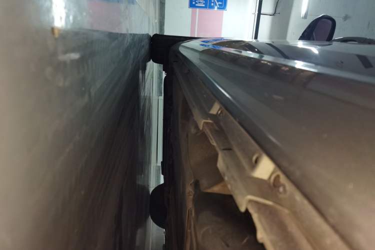 Used Volvo S60 2011 2.0T Comfort Edition Chassis Rear Left
