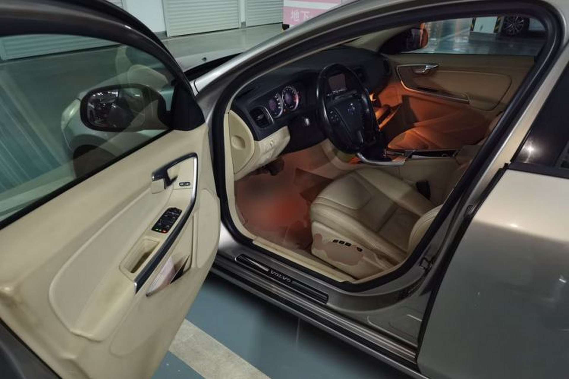 Used Volvo S60 2011 2.0T Comfort Edition Driver Seat