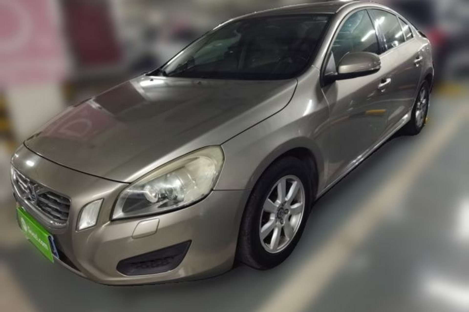 Used Volvo S60 2011 2.0T Comfort Edition Front Left 45 Deg