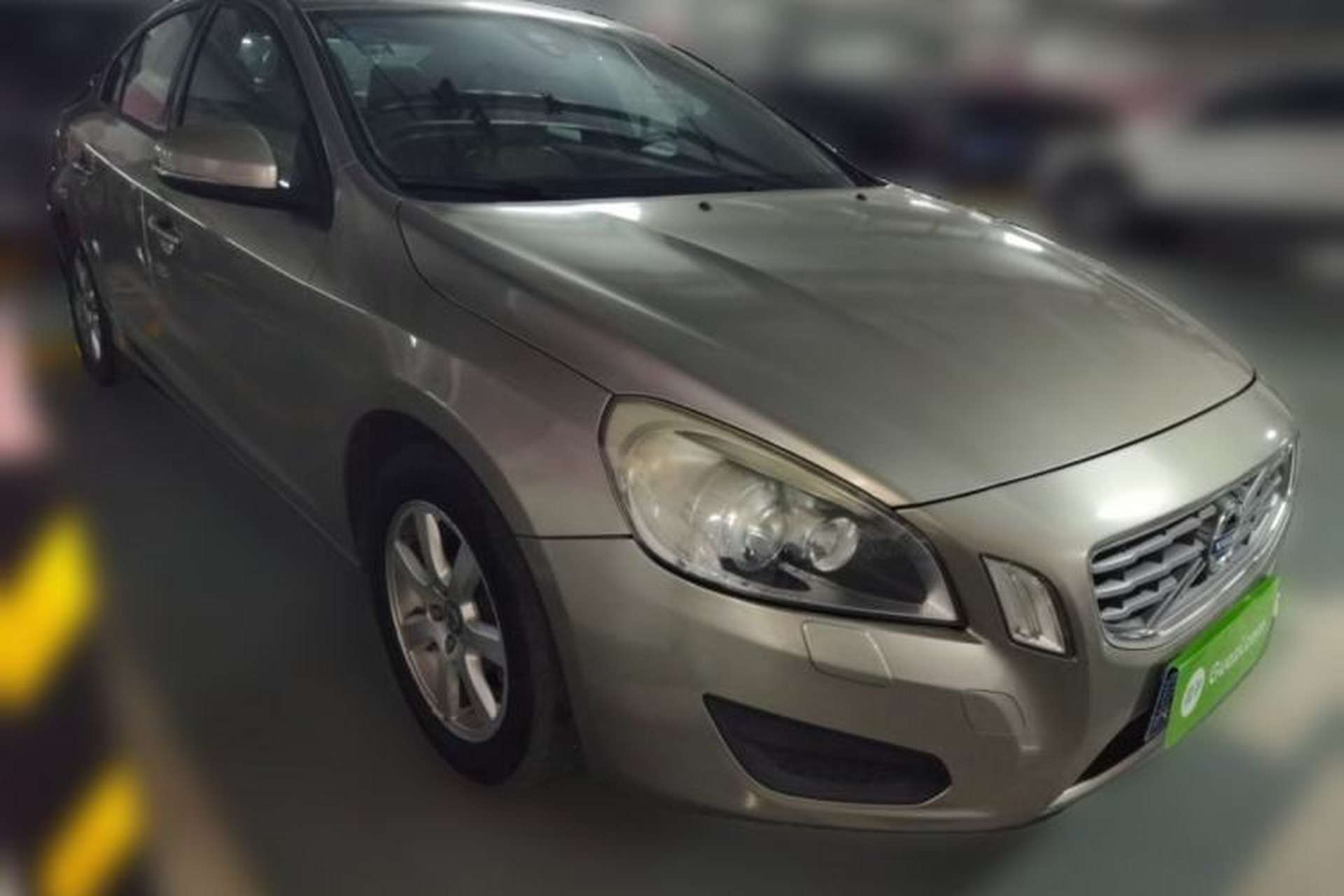 Used Volvo S60 2011 2.0T Comfort Edition Front Right 45 Deg
