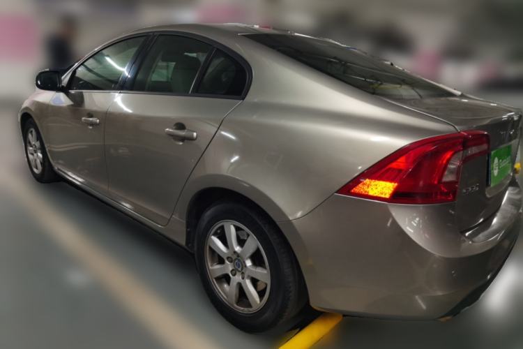 Used Volvo S60 2011 2.0T Comfort Edition Rear Left 45 Deg