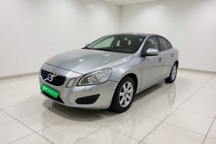 Volvo S60 2011 2.0T ZhiShang Version usado Guazi used car, China used car export, Used car for sale, Used cars, Cheapest cars for sale