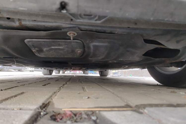 Used Volvo S60 2011 2.0T ZhiShang Version Chassis Front