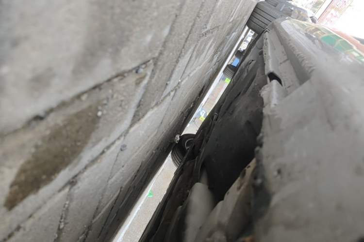 Used Volvo S60 2011 2.0T ZhiShang Version Chassis Front Right