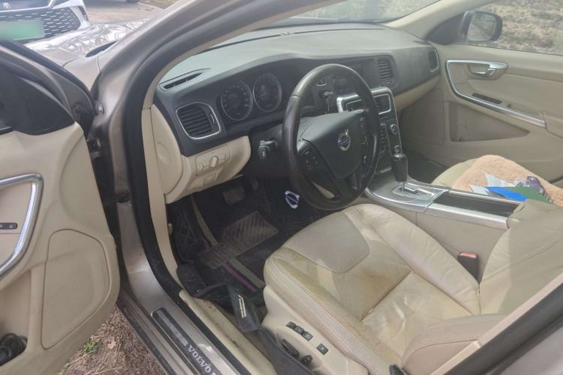 Used Volvo S60 2011 2.0T Comfort Edition Driver Seat