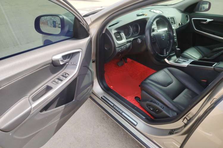 Used Volvo S60 2011 2.0T Comfort Edition Driver Seat