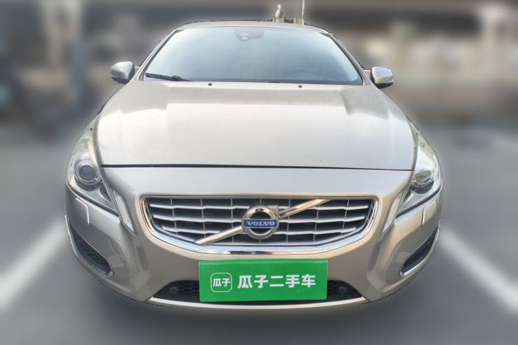 Used Volvo S60 2011 2.0T Comfort Edition Front