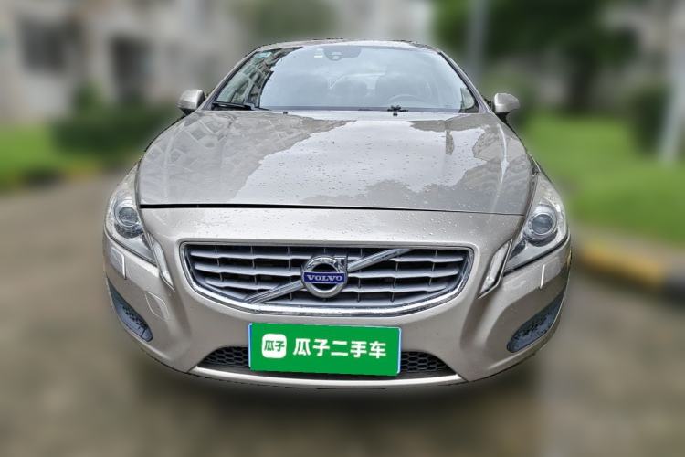 Used Volvo S60  Front