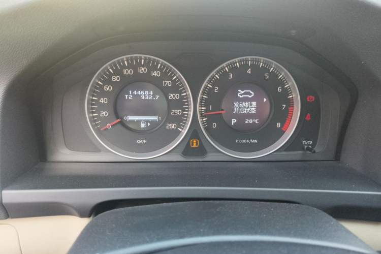 Used Volvo S60 2011 2.0T Comfort Edition Instrument Cluster