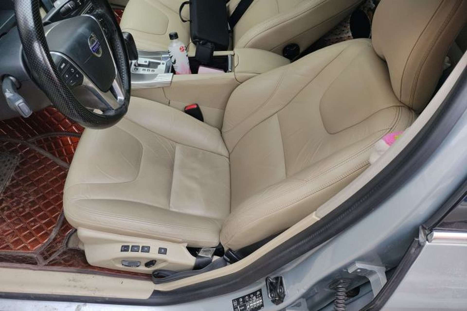 Used Volvo S60 2011 2.0T Zhiya Edition Left Front Seat
