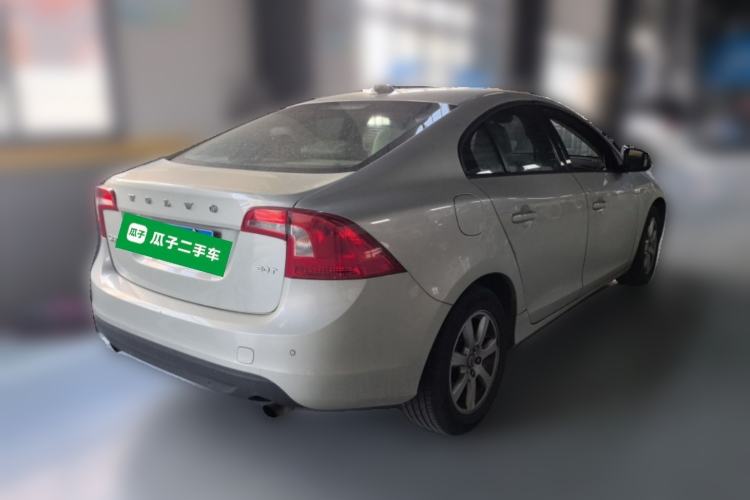 Used Volvo S60 2011 2.0T Comfort Edition Rear Right 45 Deg