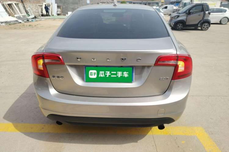 Used Volvo S60 2011 2.0T Comfort Edition Rear
