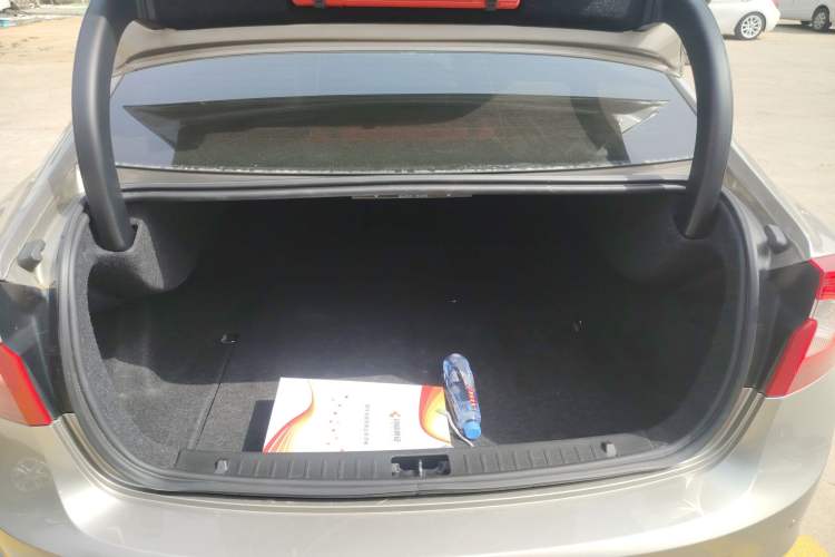 Used Volvo S60 2011 2.0T Comfort Edition Trunk