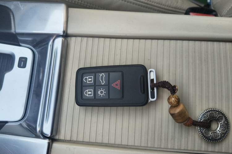 Used Volvo S60 2011 2.0T Comfort Edition Vehicle Key