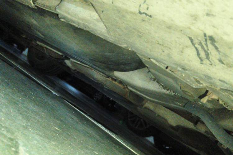 Used Volvo S60 2011 2.0T ZhiShang Version Chassis Front Right