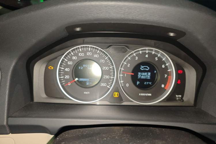 Used Volvo S60 2012 T5 Zhiya Edition Instrument Cluster