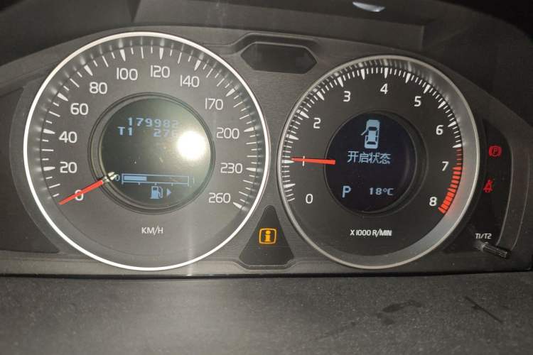 Used Volvo S60 2012 T5 Zhiya Edition Instrument Cluster