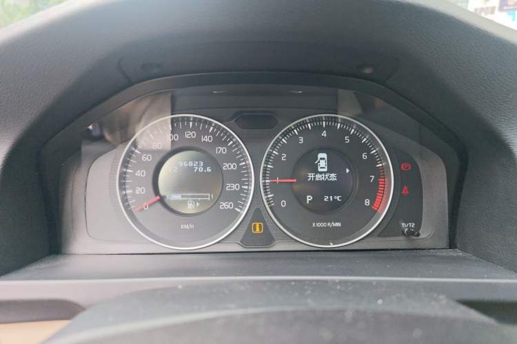Used Volvo S60 2012 T5 Comfort Edition Instrument Cluster