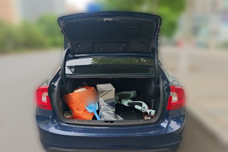 Used Volvo S60 2012 T5 Comfort Edition Trunk