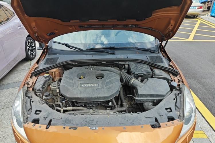 Used Volvo S60 2012 T5 Zhiya Edition Engine Bay