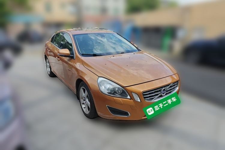 Used Volvo S60 2012 T5 Zhiya Edition Front Right 45 Deg