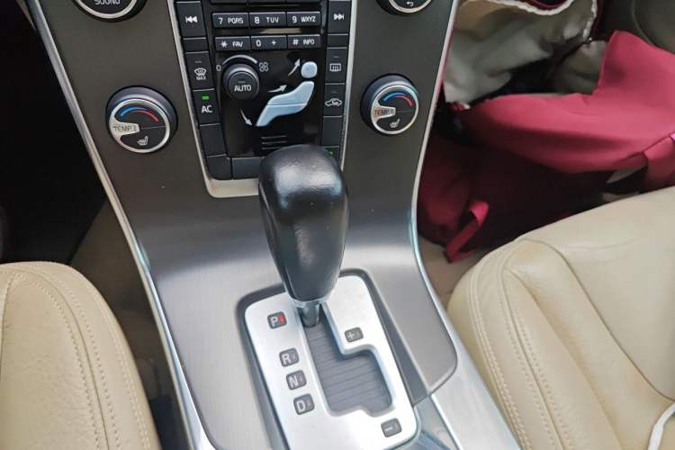 Used Volvo S60 2012 T5 Zhiya Edition Gear Lever