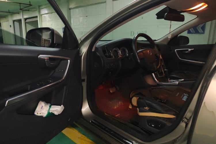 Used Volvo S60 2012 1.6T DRIVe Comfort Edition Driver Seat