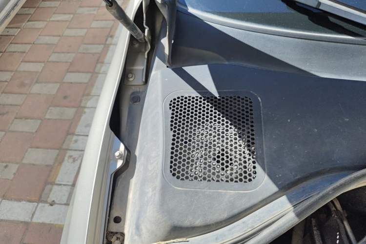 Used Volvo S60 2012 T5 Prestige Edition Engine Bay Right