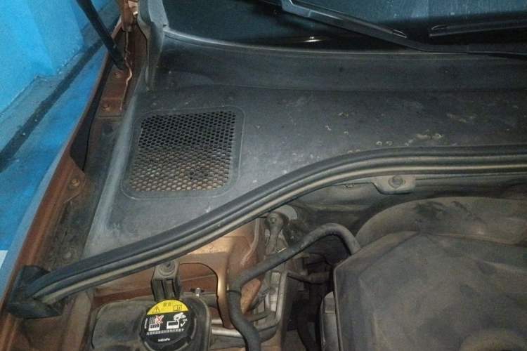 Used Volvo S60 2012 1.6T DRIVe Comfort Edition Engine Bay Right