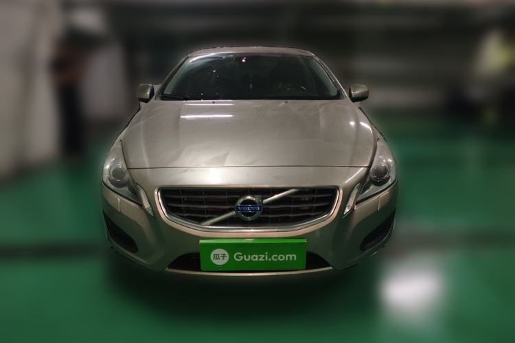 Used Volvo S60 2012 1.6T DRIVe Comfort Edition Front