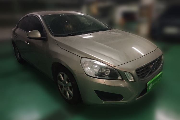 Used Volvo S60 2012 1.6T DRIVe Comfort Edition Front Right 45 Deg