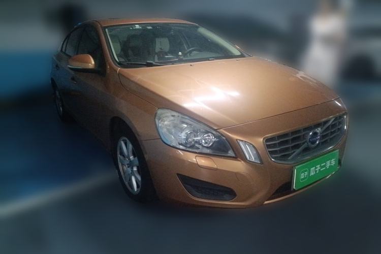 Used Volvo S60 2012 1.6T DRIVe Comfort Edition Front Right 45 Deg
