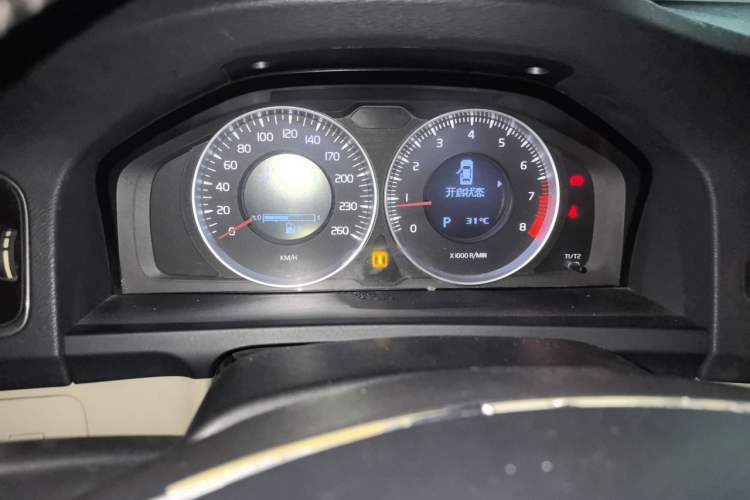 Used Volvo S60 2012 T5 Zhiya Edition Instrument Cluster