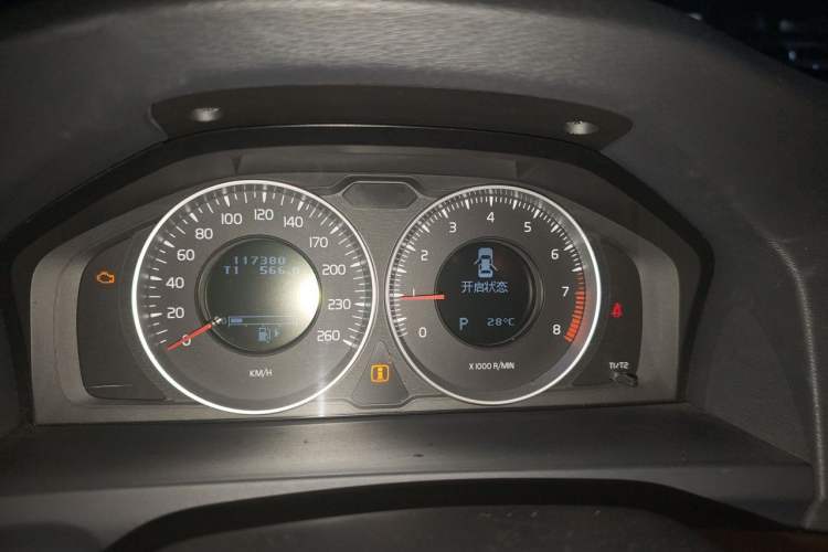 Used Volvo S60 2012 T5 Prestige Edition Instrument Cluster