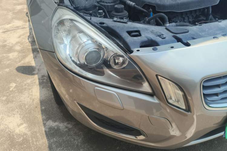 Used Volvo S60 2012 T5 Zhiya Edition Right Front Headlight